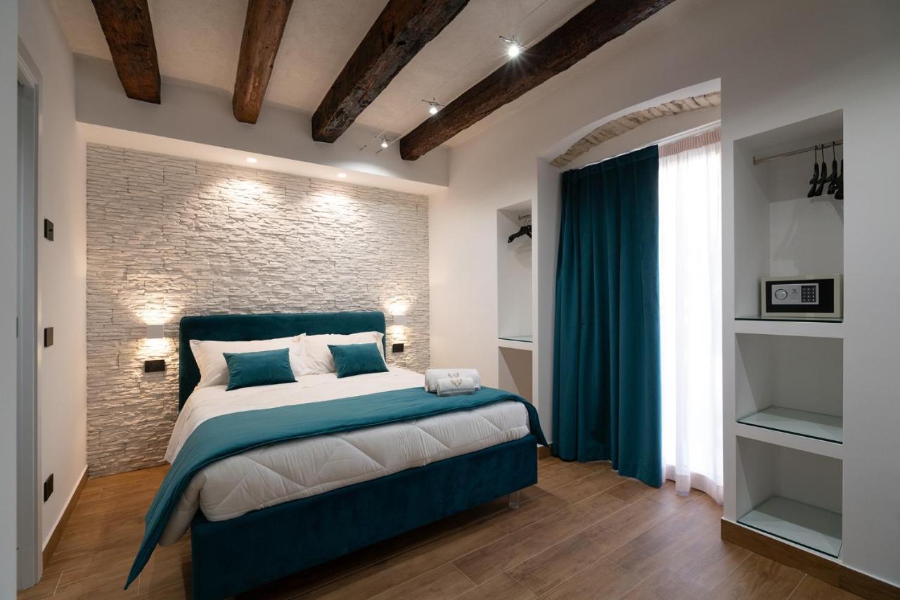 Triple Room Balcony